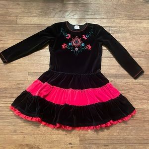 Hanna Andersson Black and red velvet dress with floral embroidery